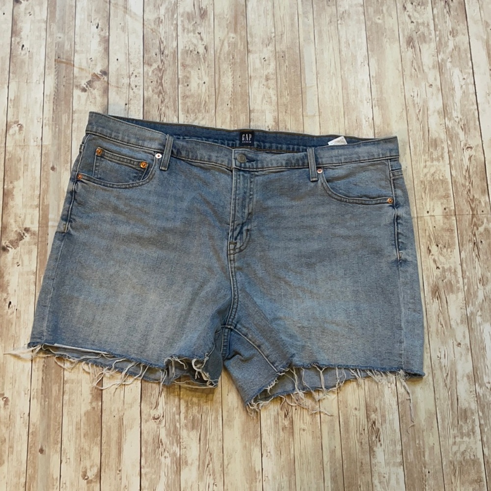 Gap denim shorts size 20